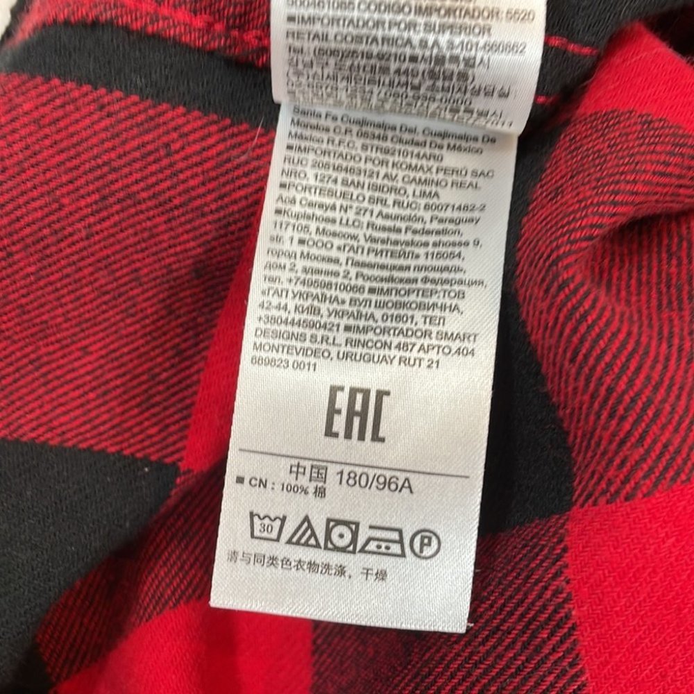 Gap Shirt Size M Standard Fit Long Sleeve casual Button-down - Picture 9 of 9